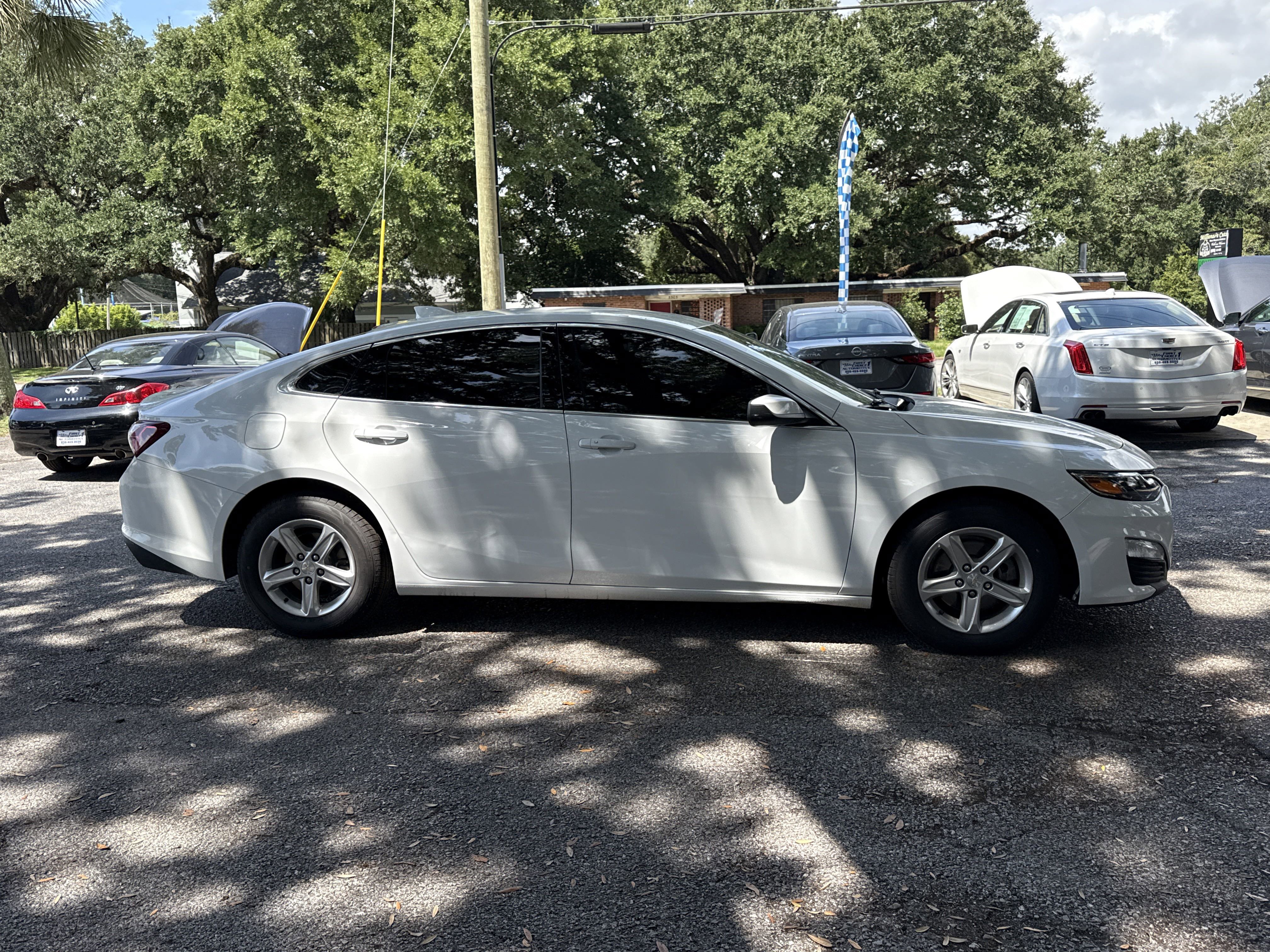 Used 2022 Chevrolet Malibu LT image 6