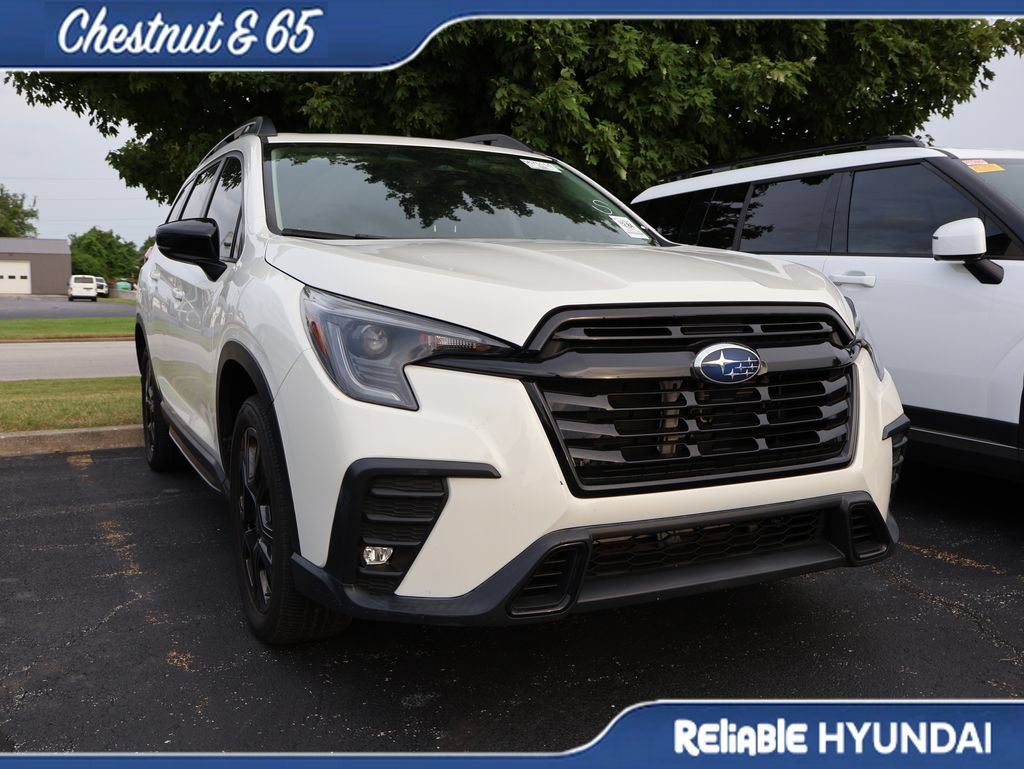 Used 2024 Subaru Ascent Onyx Edition AWD/4WD image 2