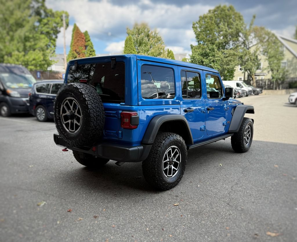 Used 2025 Jeep Wrangler Unlimited Rubicon w/ Safety Group AWD/4WD image 8