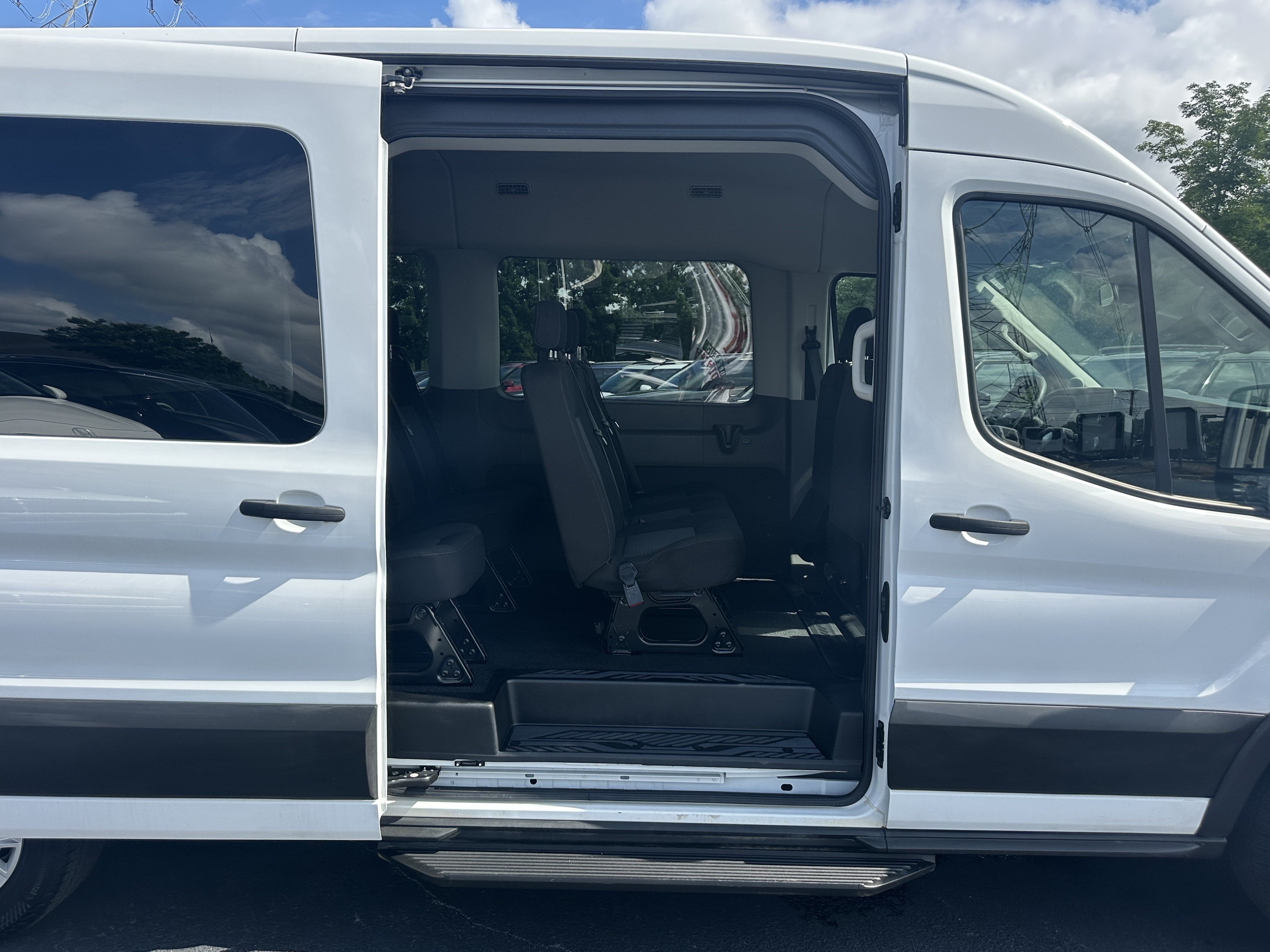 Used 2023 Ford Transit 350 XL RWD image 15