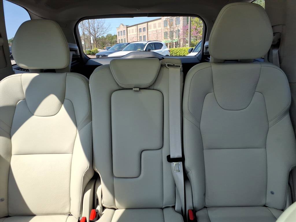 Certified 2023 Volvo XC90 B5 Plus image 19