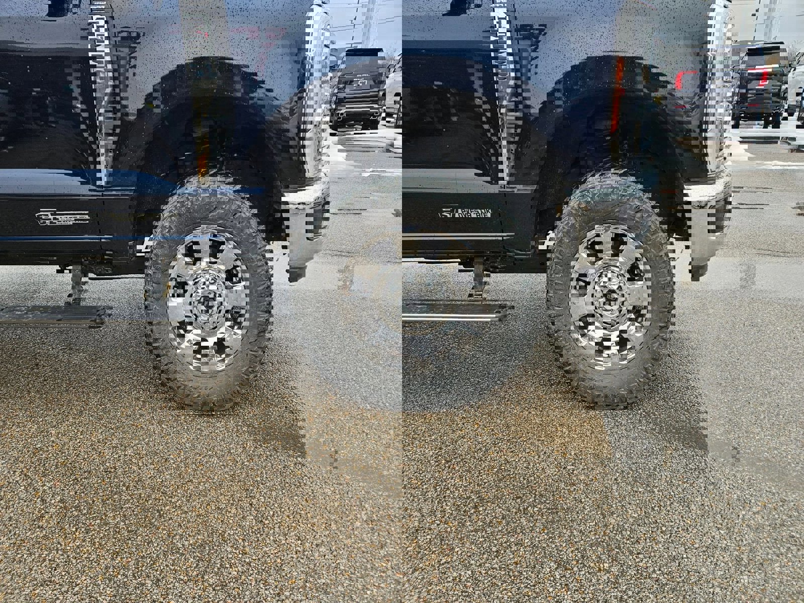 Used 2024 Ford F250 Lariat w/ Chrome Package image 30