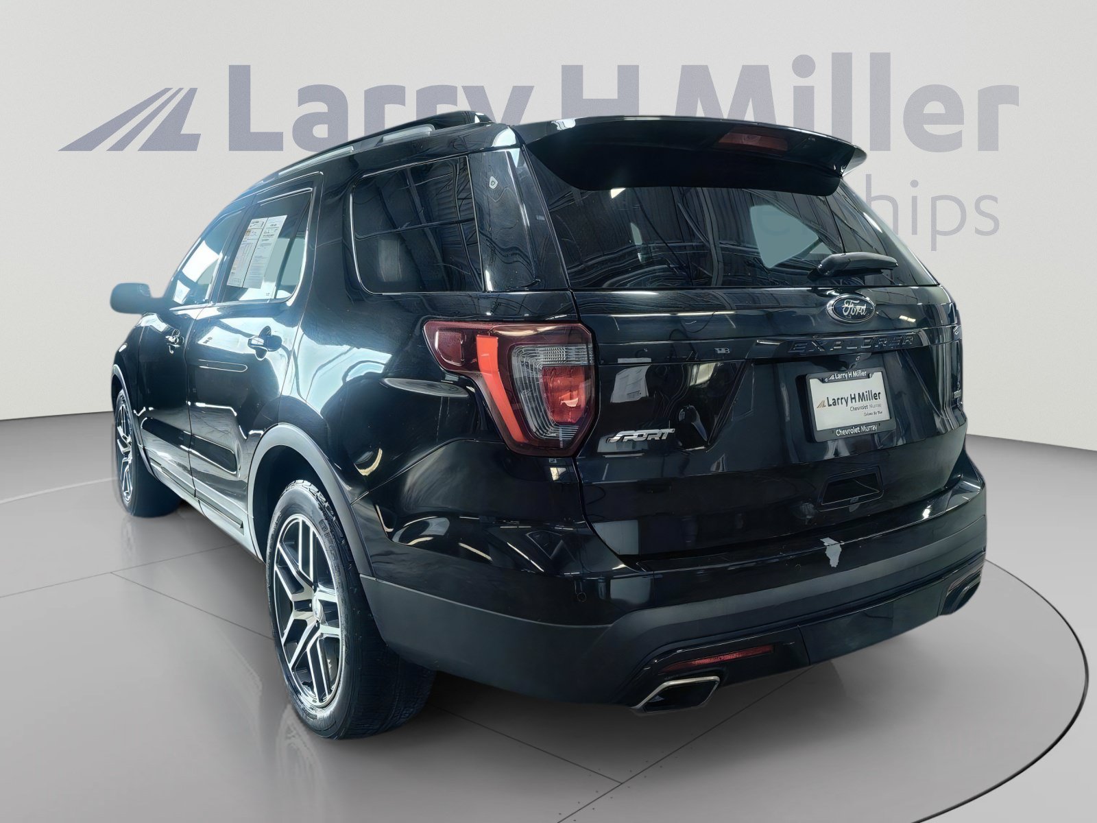 Used 2017 Ford Explorer Sport AWD/4WD image 12