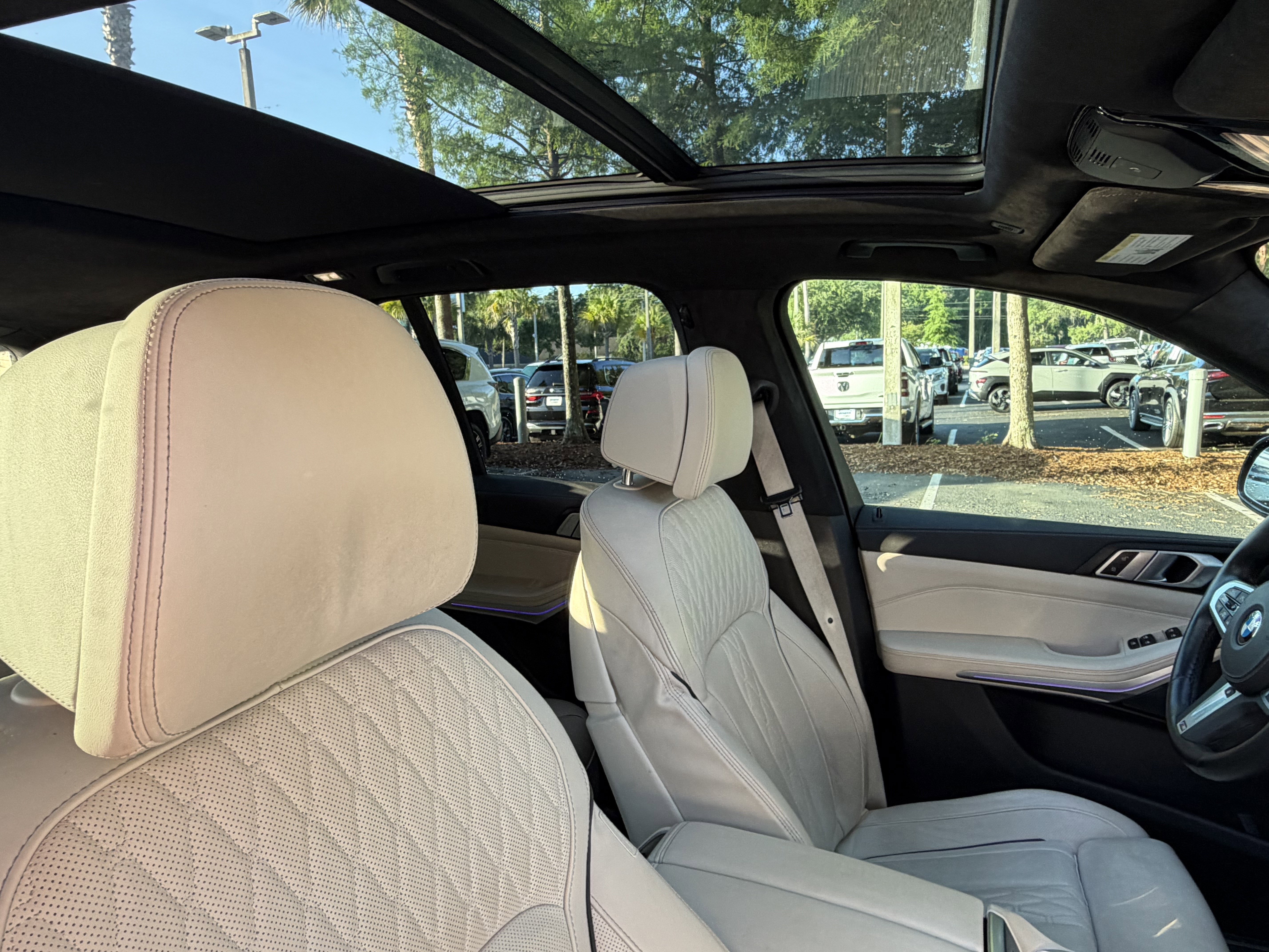 Used 2022 BMW X5 sDrive40i w/ M Sport Package RWD image 47