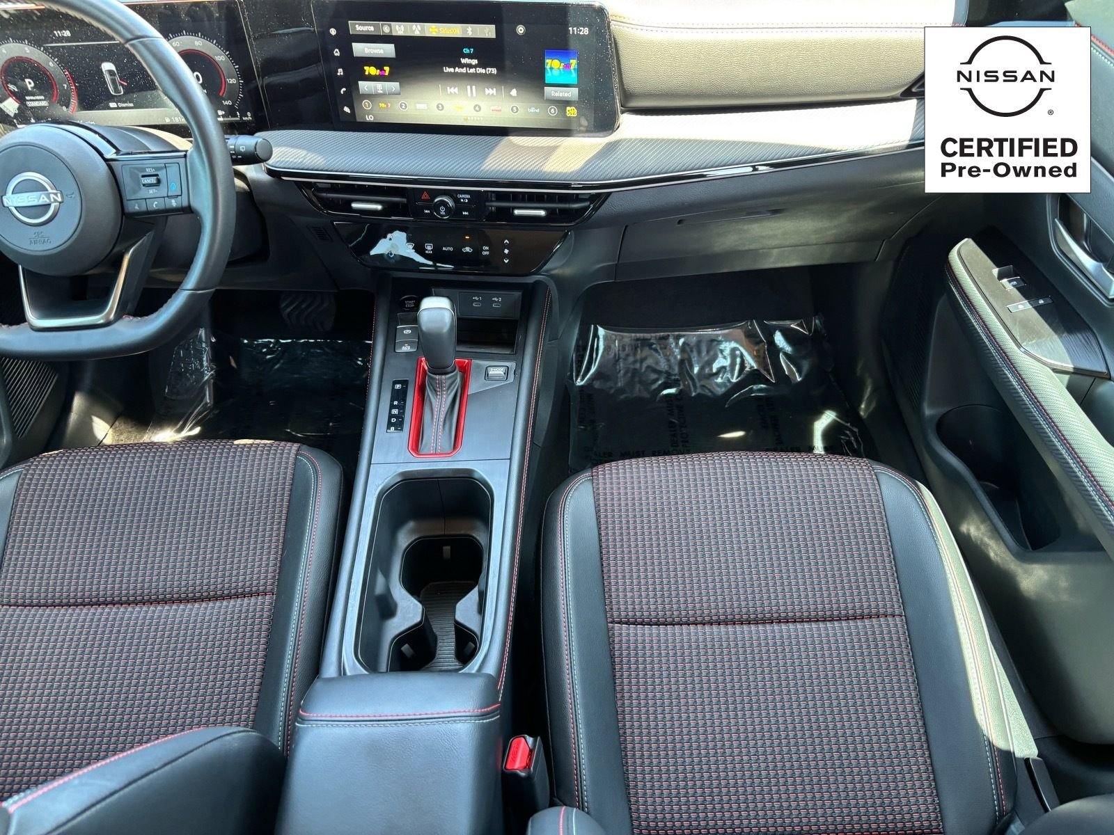 Certified 2025 Nissan Kicks SR FWD image 14