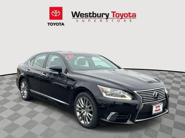 Used 2014 Lexus LS 460 AWD w/ Comfort Package image 1