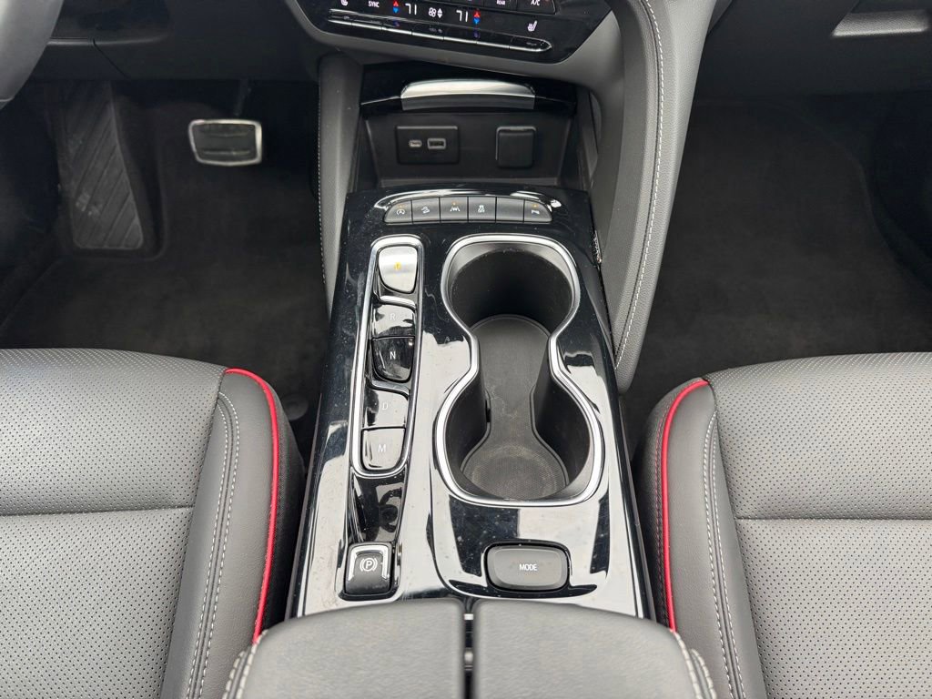 Used 2023 Buick Envision Essence w/ Sport Touring Package AWD/4WD image 21