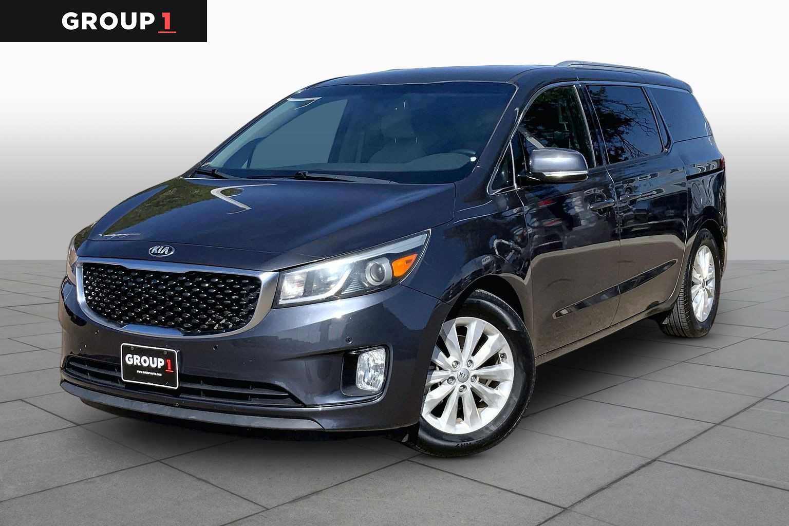Used 2017 Kia Sedona EX FWD image 1