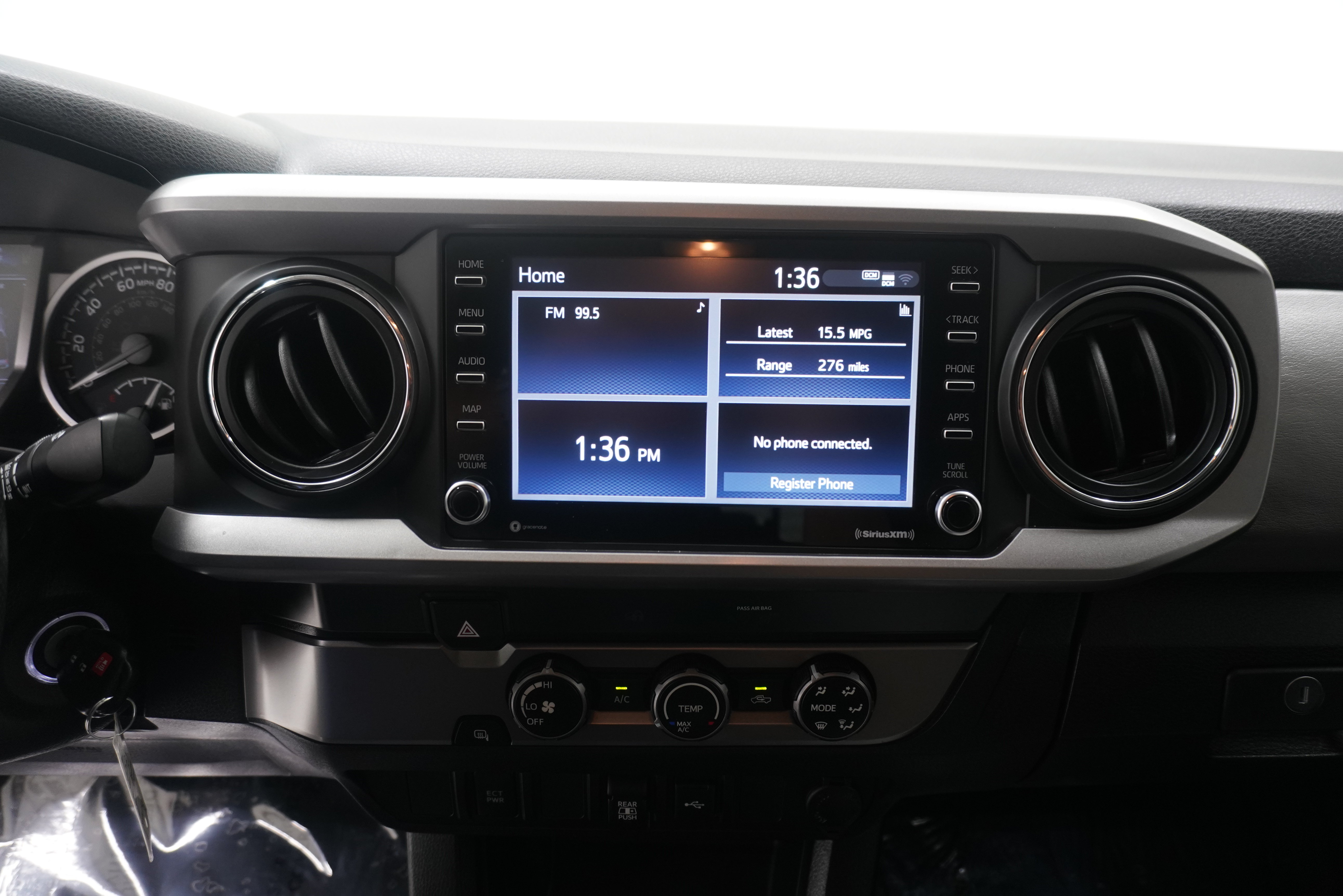 Used 2020 Toyota Tacoma SR5 RWD image 17