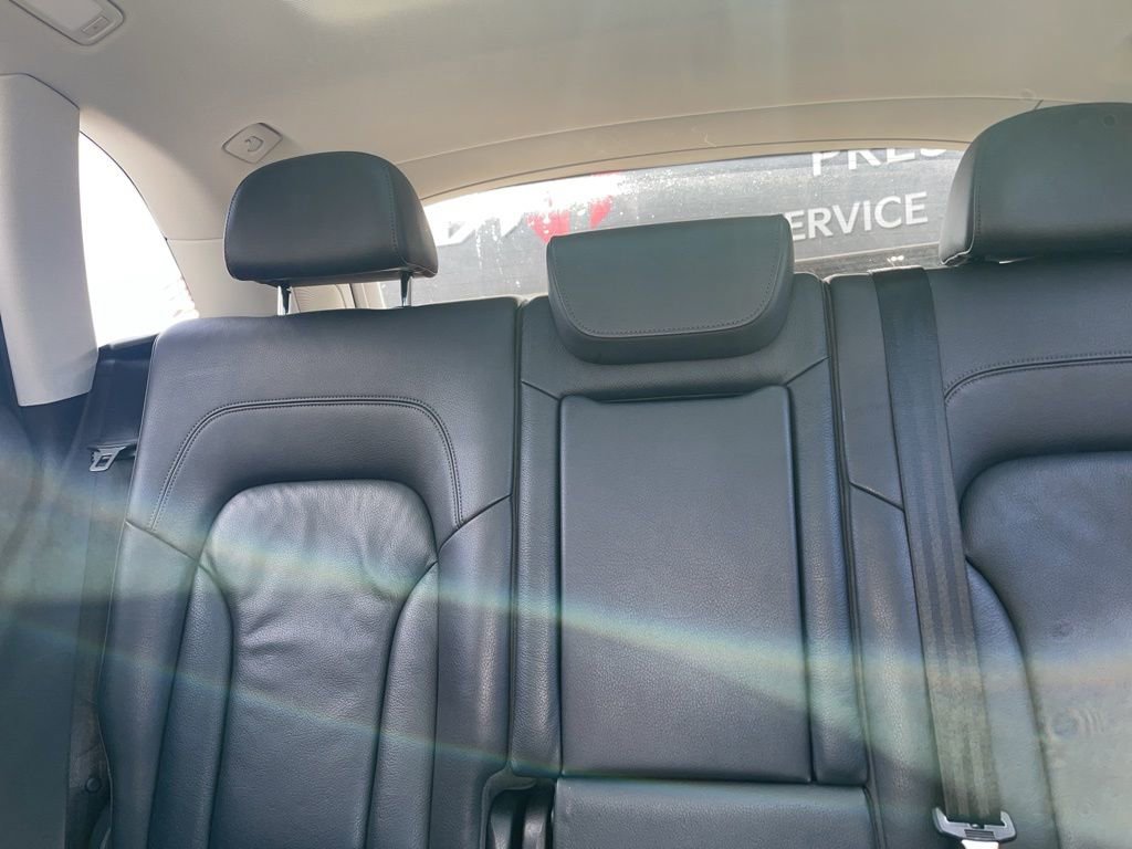 Used 2016 Audi Q5 2.0T Premium Plus w/ Technology Package image 11