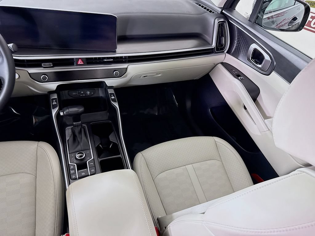 Used 2025 Kia Sorento S w/ Panoramic Sunroof Package AWD/4WD image 27