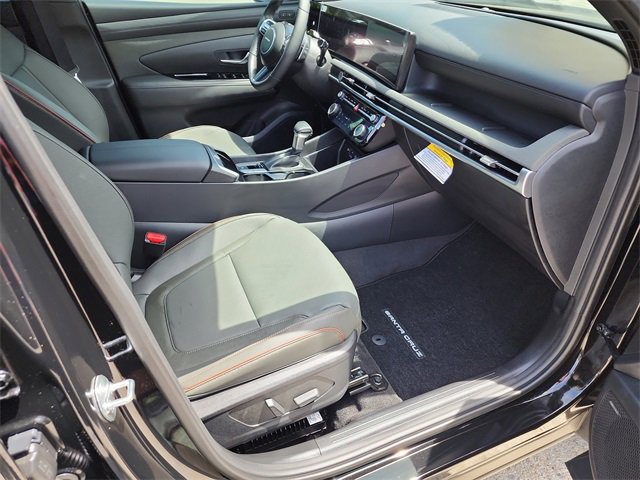 New 2025 Hyundai Santa Cruz Limited image 9