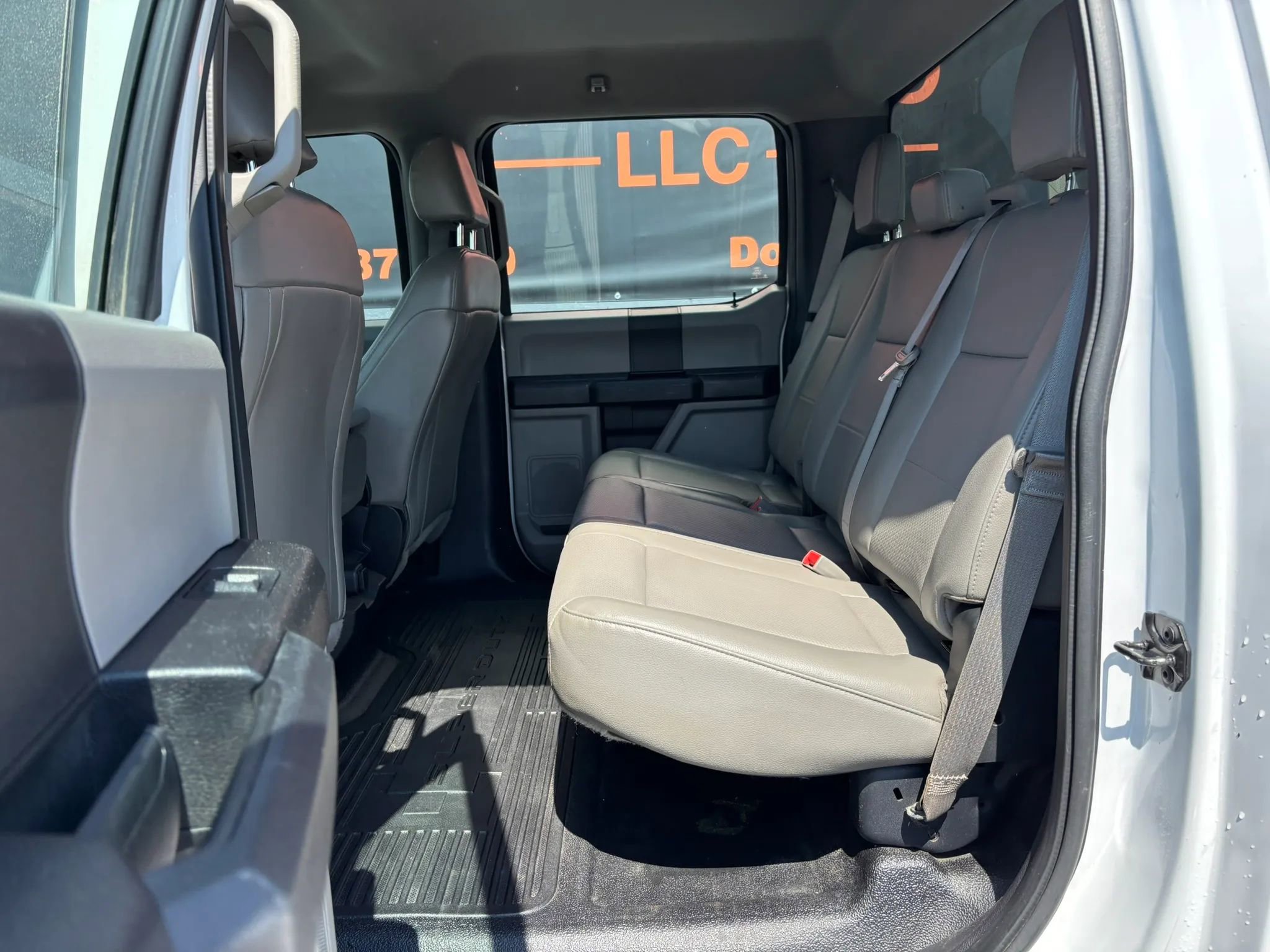 Used 2018 Ford F250 XL w/ Power Equipment Group image 17