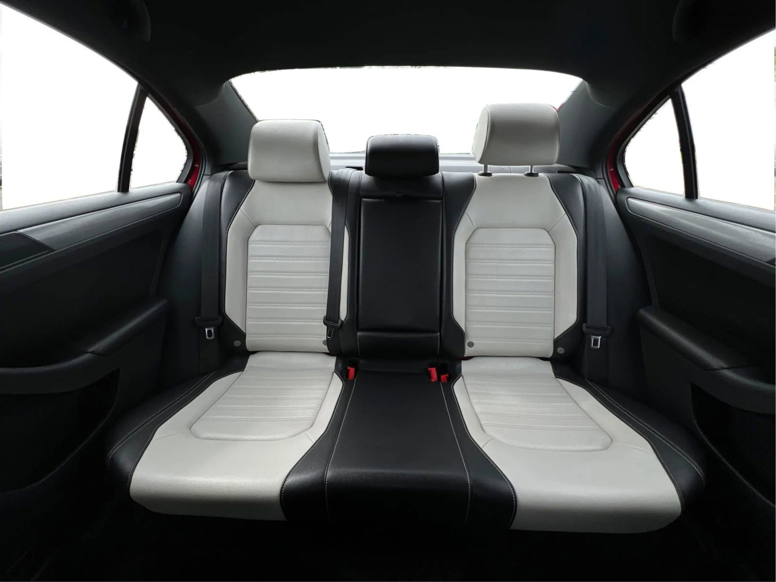 Used 2016 Volkswagen Jetta Sport FWD image 12