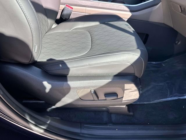 New 2026 Kia Carnival EX image 15