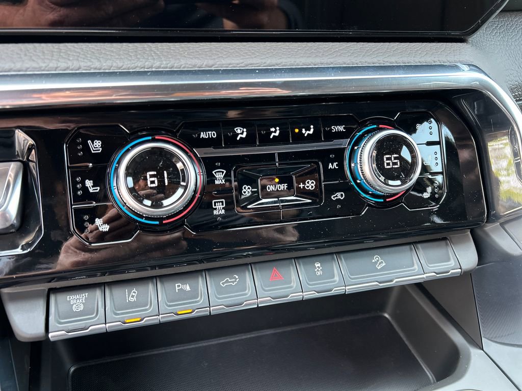 New 2026 GMC Sierra 2500 Denali w/ Denali Reserve Package image 26