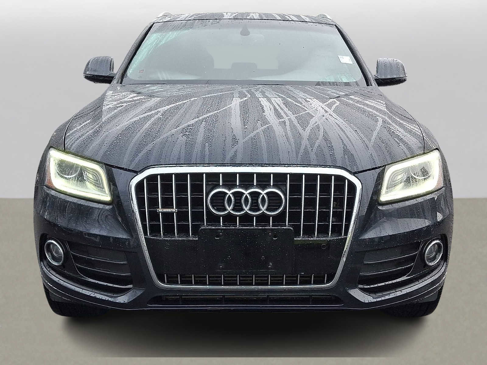 Used 2017 Audi Q5 2.0T Premium Plus w/ Technology Package image 2