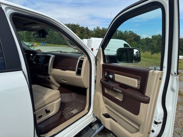 Used 2018 RAM 3500 Laramie AWD/4WD image 12