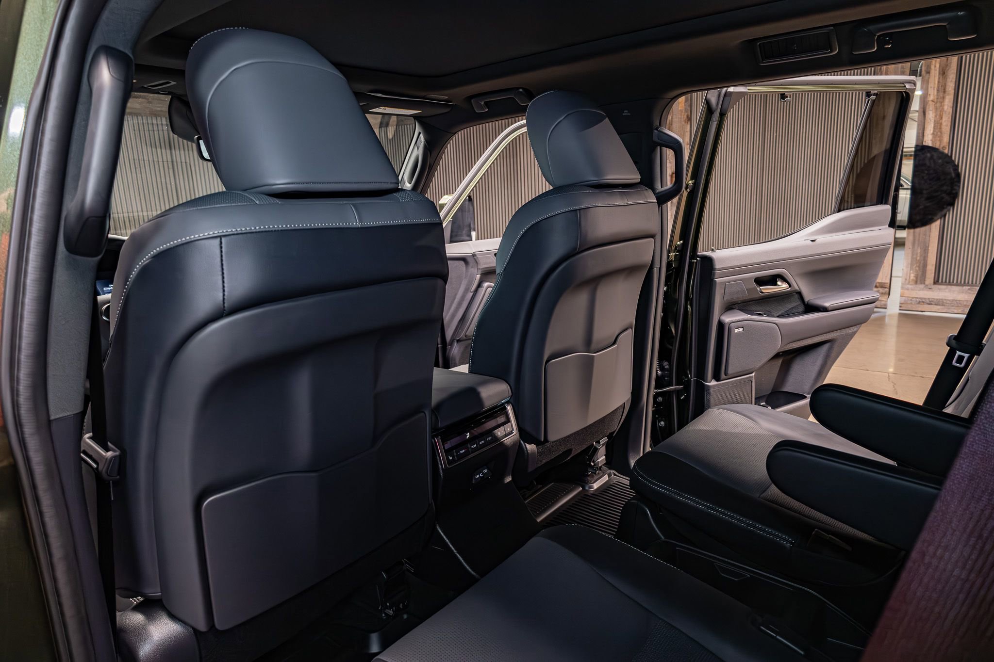 Used 2026 Lexus GX 550 Luxury+ w/ Accessory Package (2T) image 22