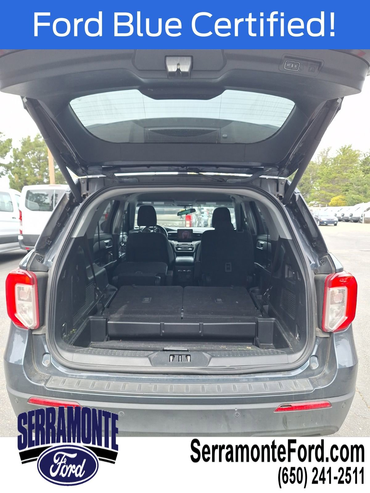 Certified 2023 Ford Explorer XLT image 7