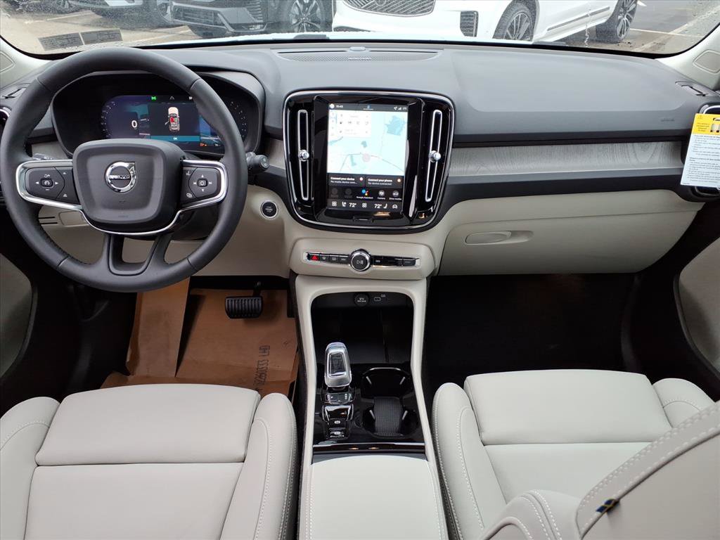 New 2026 Volvo XC40 B5 Ultra w/ Protection Package Premier AWD/4WD image 4