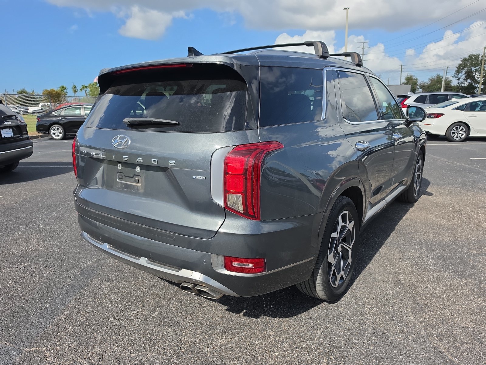 Used 2022 Hyundai Palisade Calligraphy AWD/4WD image 3