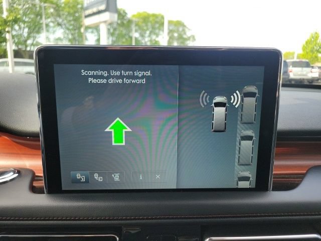 Certified 2023 Lincoln Aviator Reserve w/ Equipment Group 201A AWD/4WD image 42