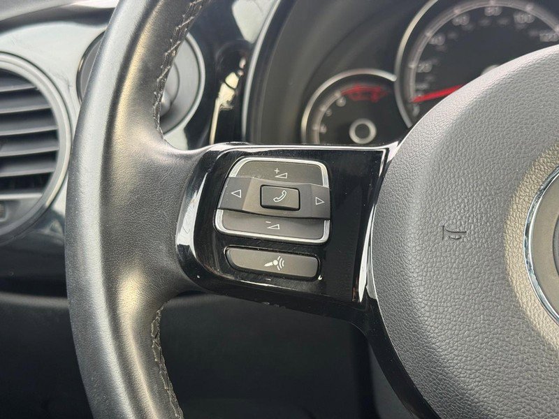 Used 2017 Volkswagen Beetle 1.8T FWD image 17