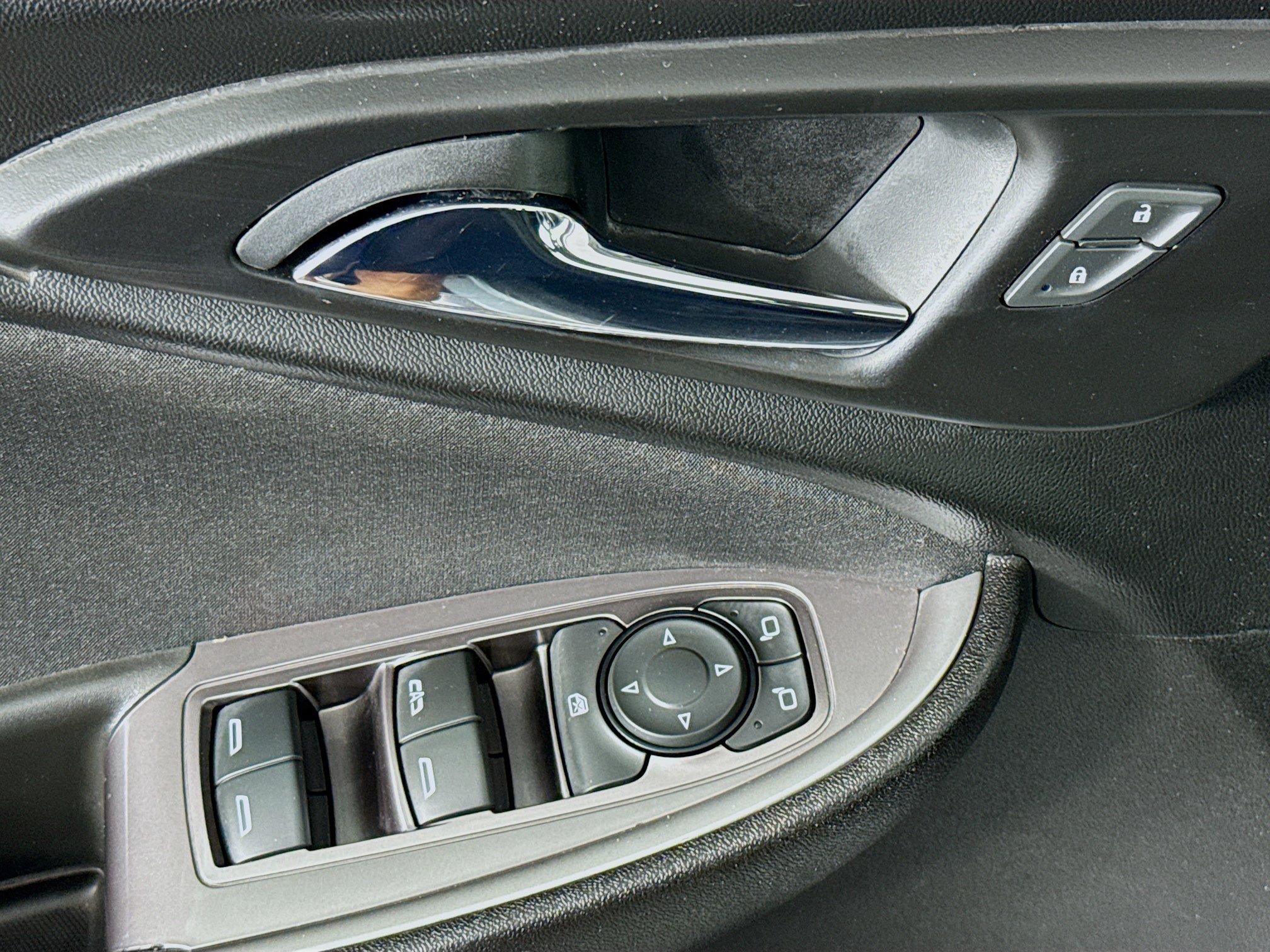 Used 2022 Chevrolet Malibu LT FWD image 23