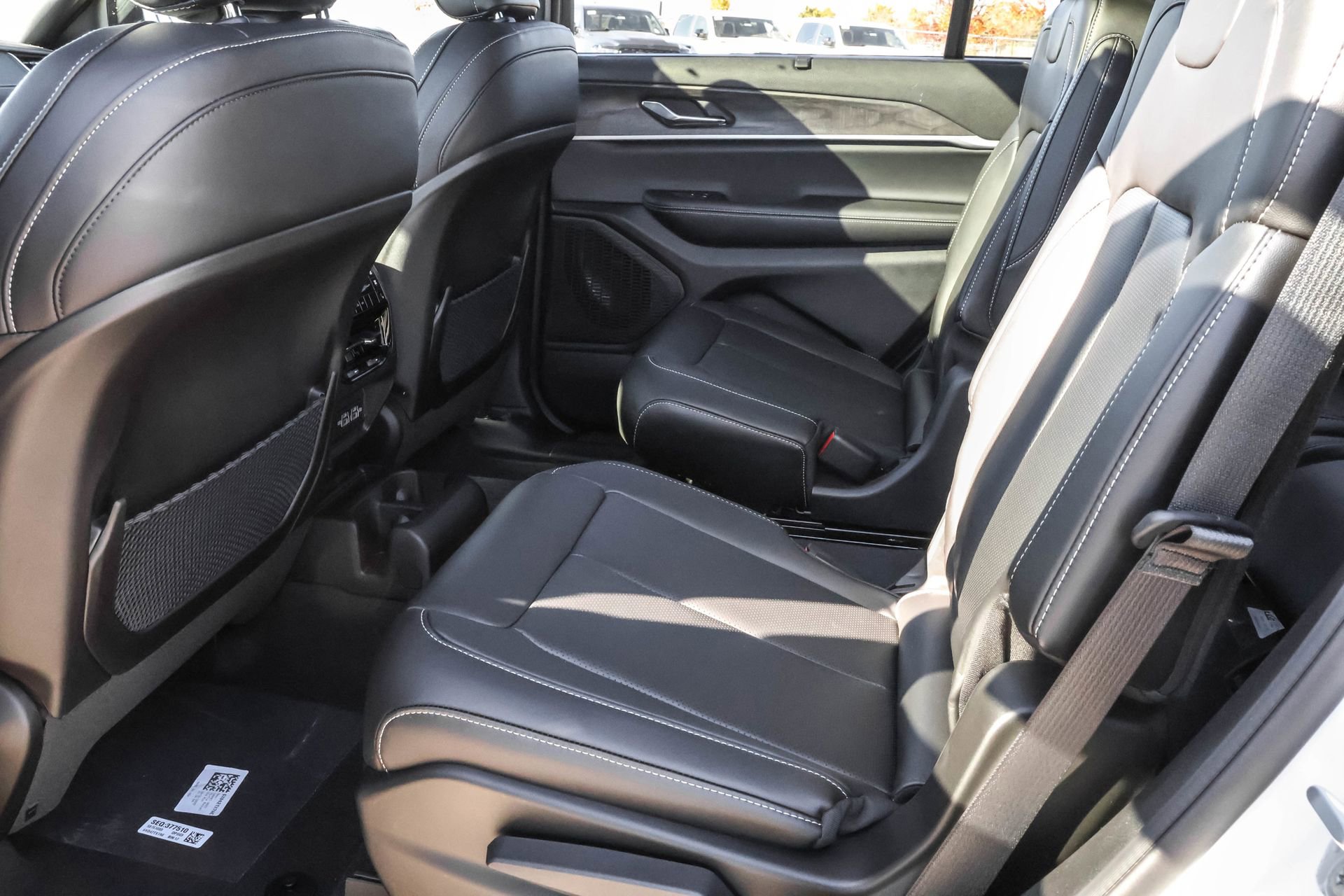 New 2025 Jeep Grand Cherokee L Limited image 18