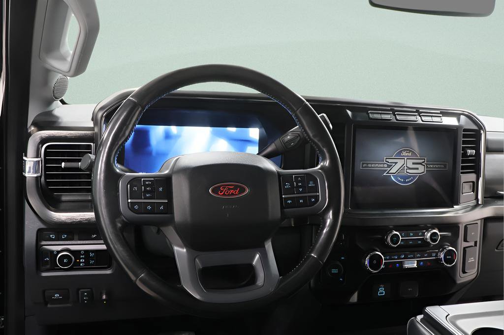 Used 2023 Ford F450 Lariat w/ FX4 Off-Road Package image 9