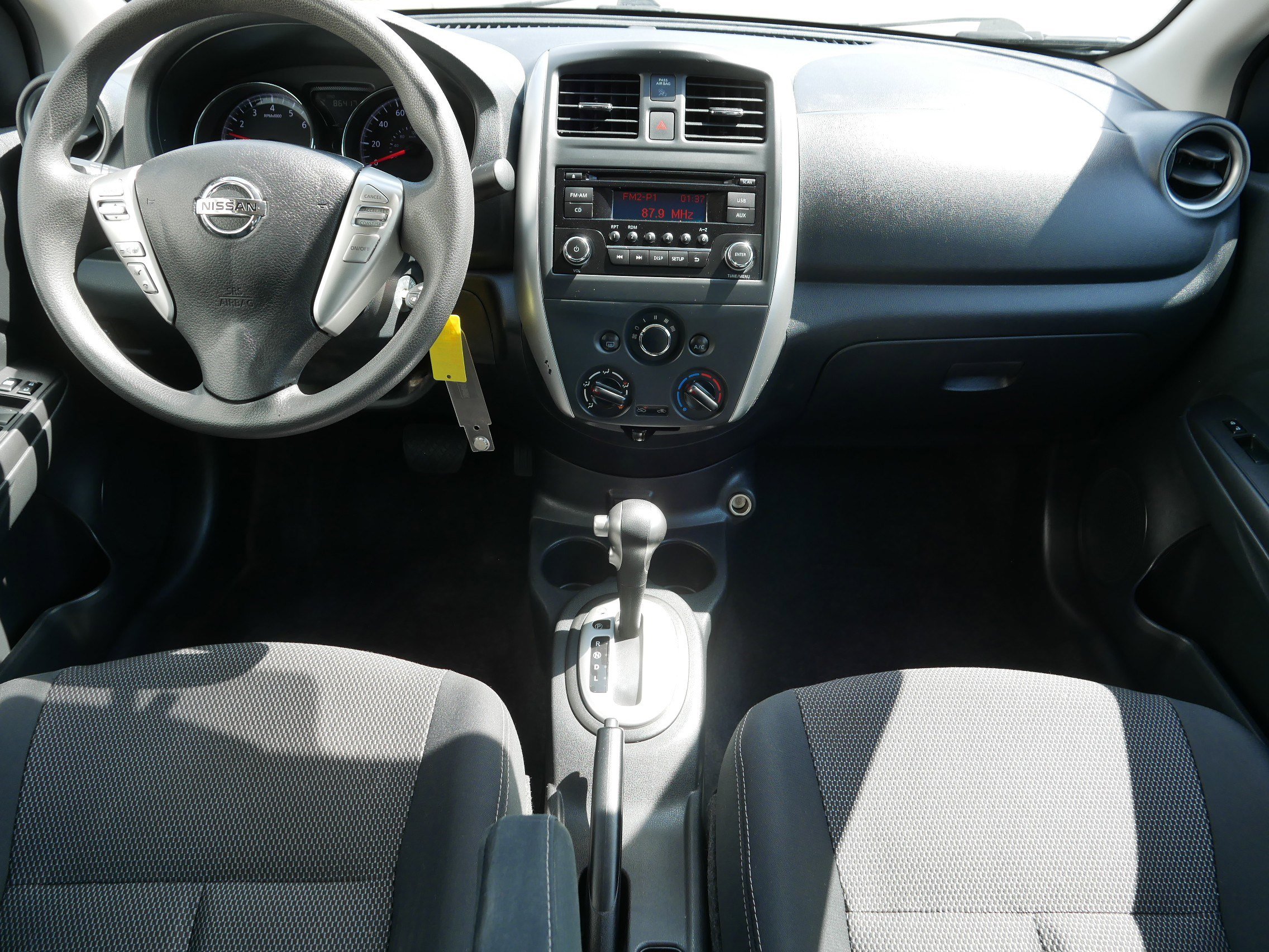 Used 2017 Nissan Versa SV FWD image 10
