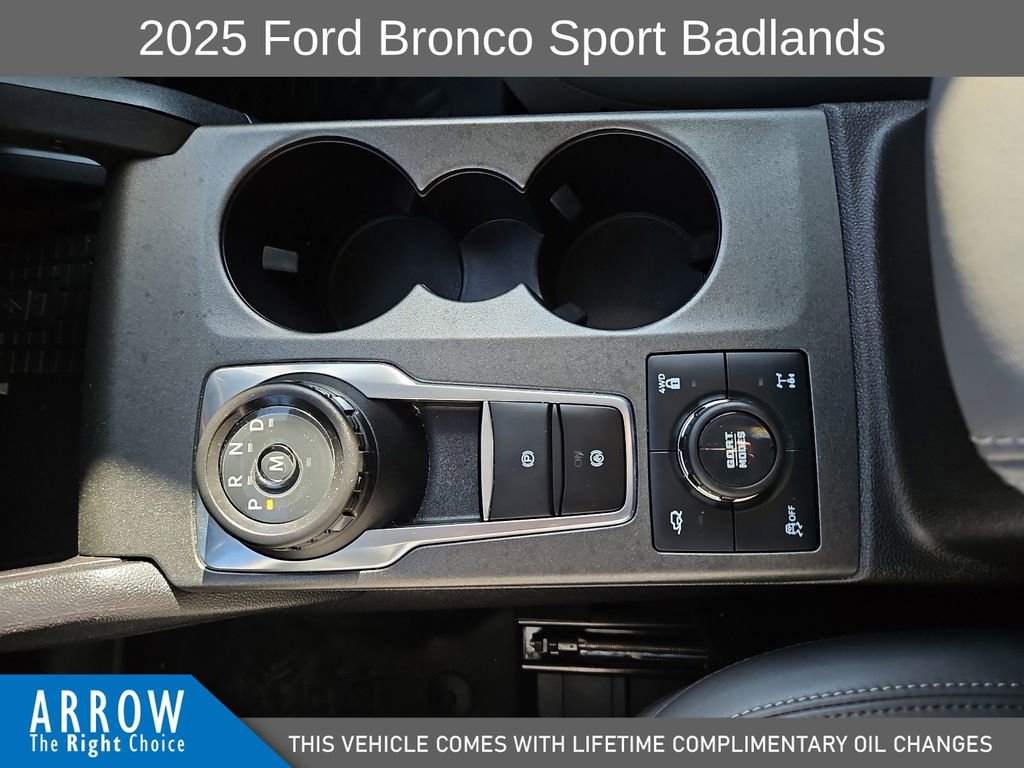 Used 2025 Ford Bronco Sport Badlands image 28