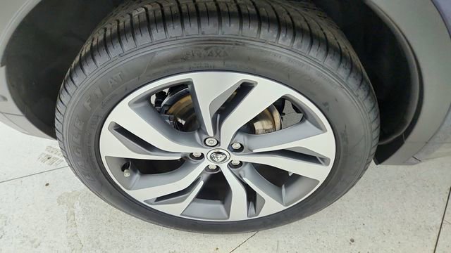 Used 2024 Jaguar E-PACE R-Dynamic SE image 56