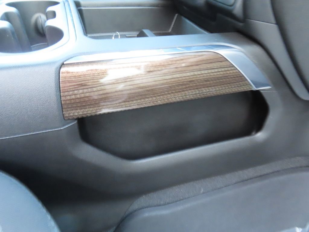 Used 2021 Chevrolet Silverado 1500 RST image 35