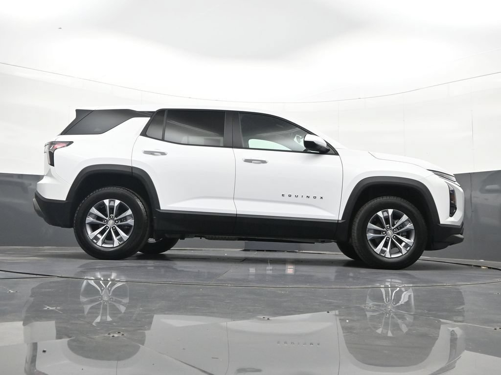 Certified 2026 Chevrolet Equinox LT AWD/4WD image 36