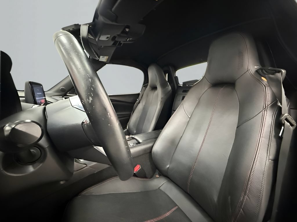 Used 2019 MAZDA MX-5 Miata Grand Touring w/ GT-S Package RWD image 11