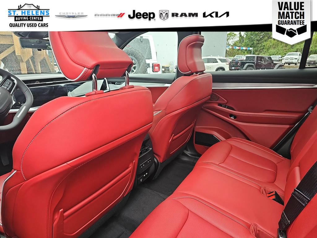 Used 2024 Jeep Wagoneer Limited AWD/4WD image 20