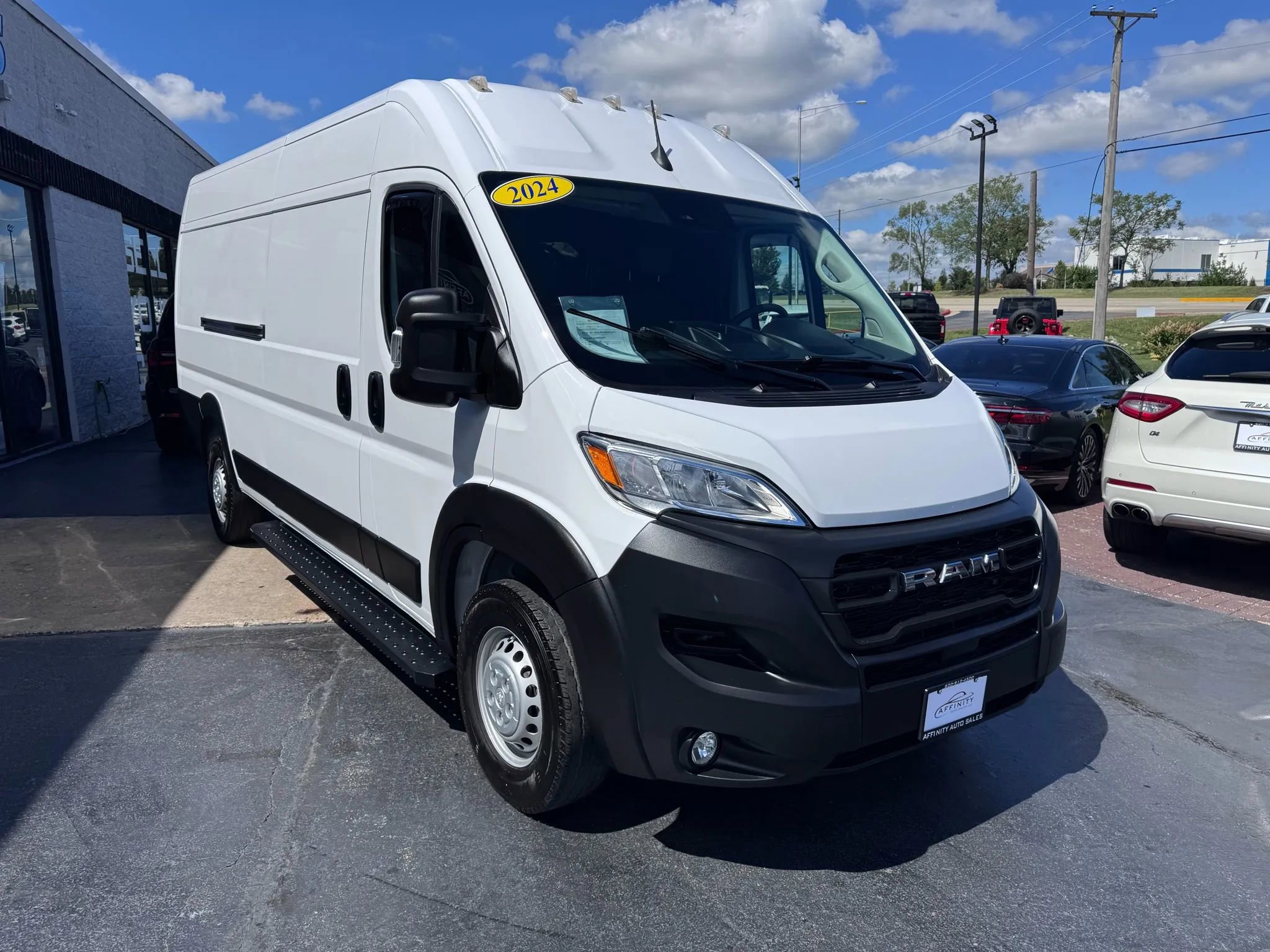 Used 2024 RAM ProMaster 3500 w/ Convenience Group FWD image 7