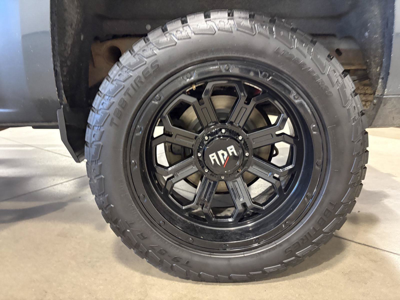 Used 2018 Chevrolet Silverado 1500 LT w/ All Star Edition AWD/4WD image 50