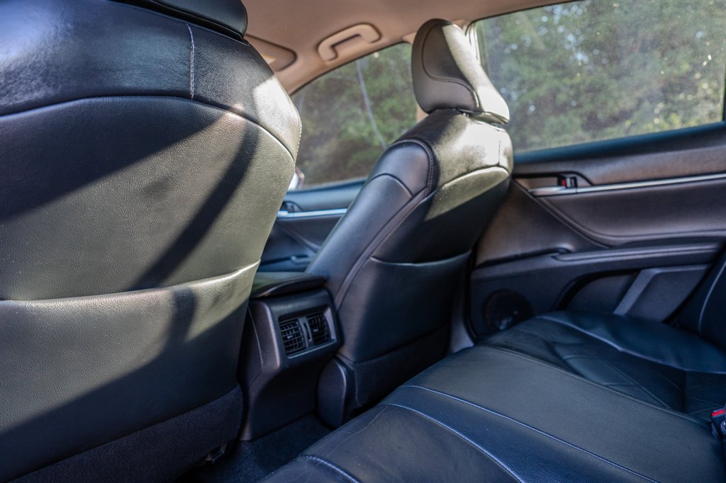Used 2018 Toyota Camry XLE w/ Audio Package FWD image 29