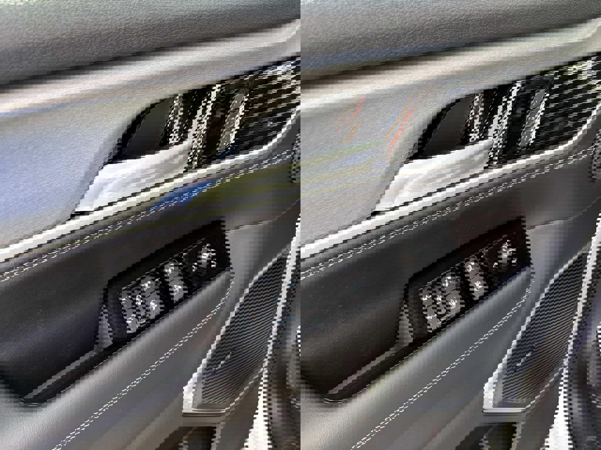 New 2026 Jeep Grand Wagoneer 4WD image 14