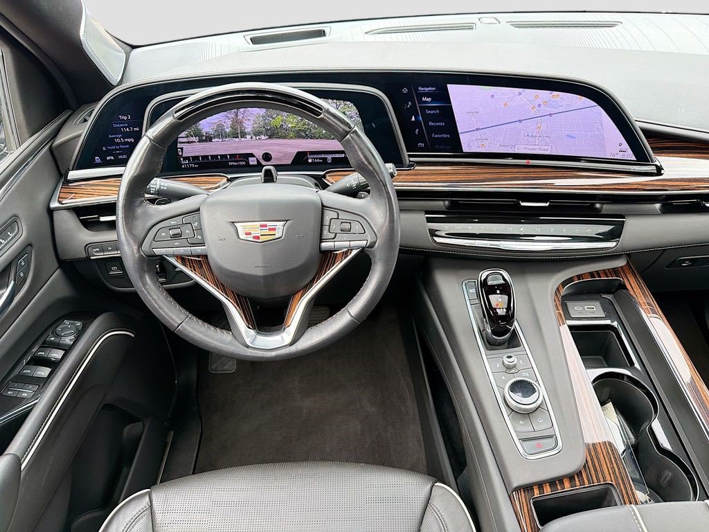Certified 2023 Cadillac Escalade Premium Luxury w/ Performance Package AWD/4WD image 24
