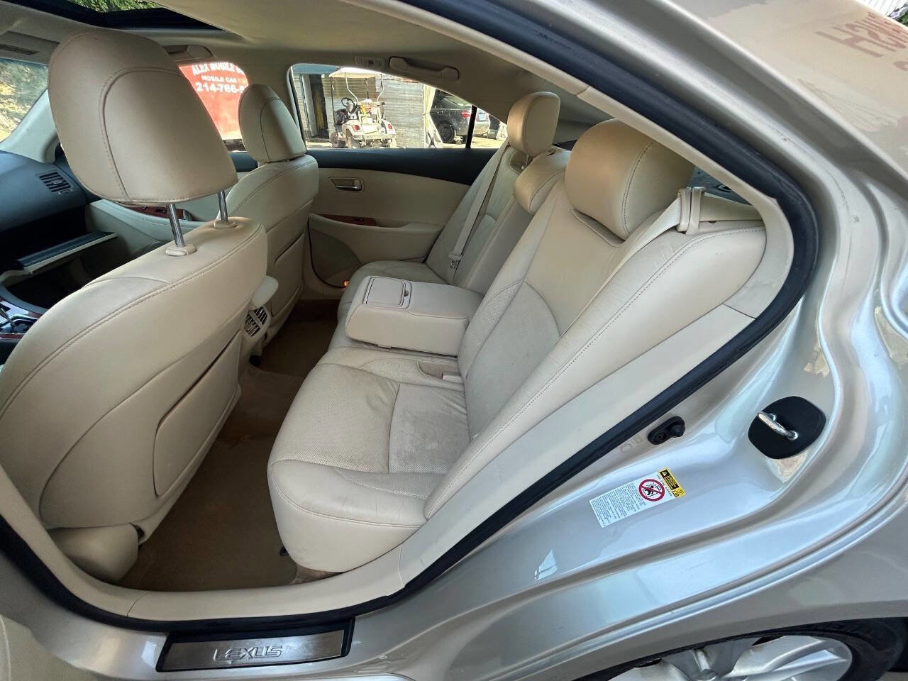 Used 2011 Lexus ES 350 FWD image 22