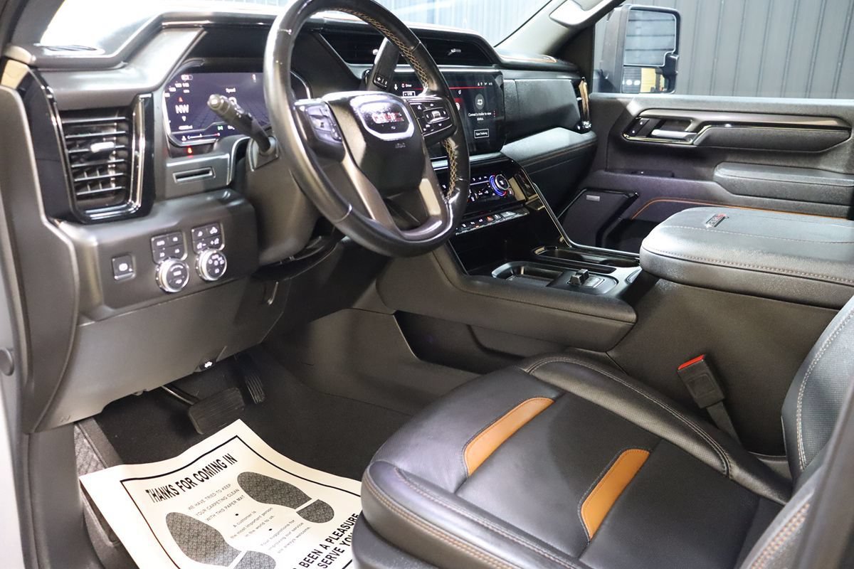 Used 2025 GMC Sierra 2500 AT4 w/ AT4 Preferred Package AWD/4WD image 53