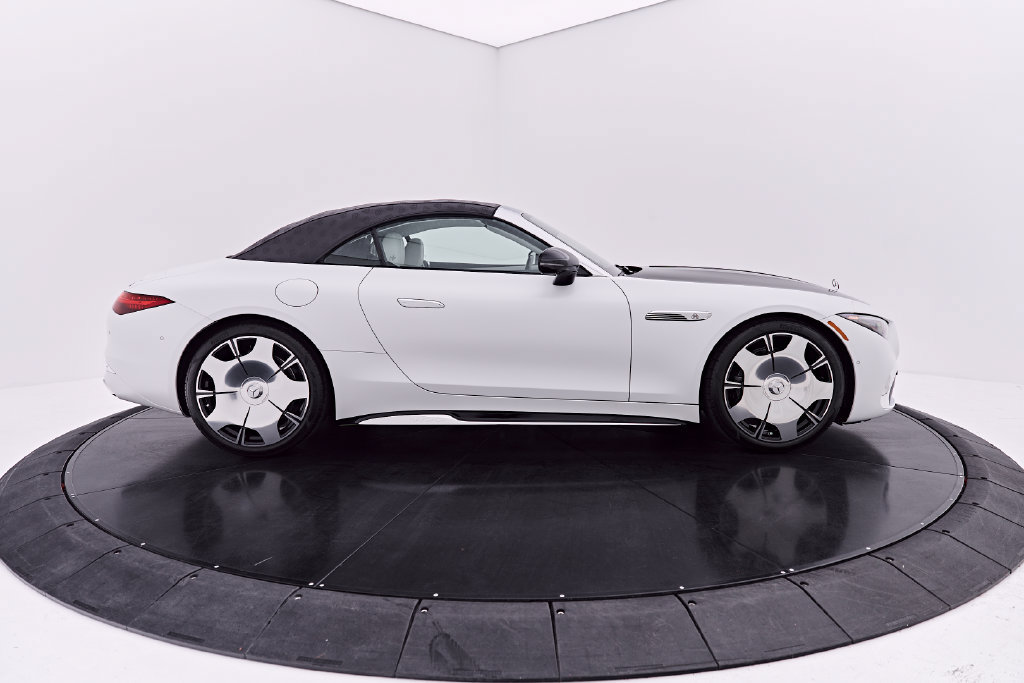 Used 2026 Mercedes-Benz Maybach SL 680 image 18