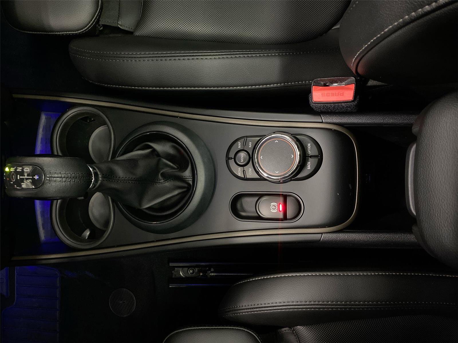 Used 2019 MINI Cooper Countryman SE w/ Premium Package image 27