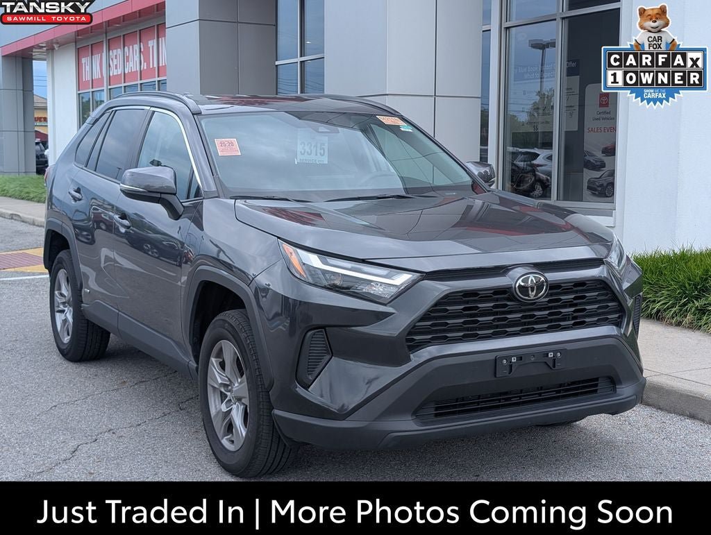 Used 2025 Toyota RAV4 XLE AWD/4WD image 1