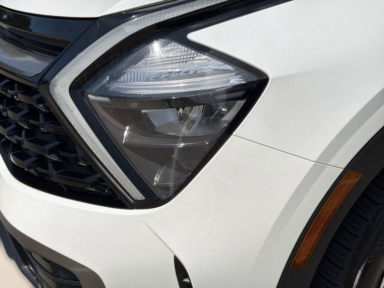 Used 2023 Kia Sportage X-Line image 11