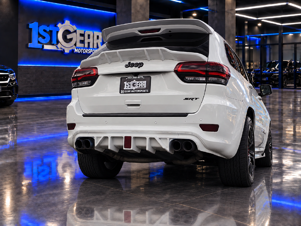 Used 2017 Jeep Grand Cherokee SRT AWD/4WD image 11